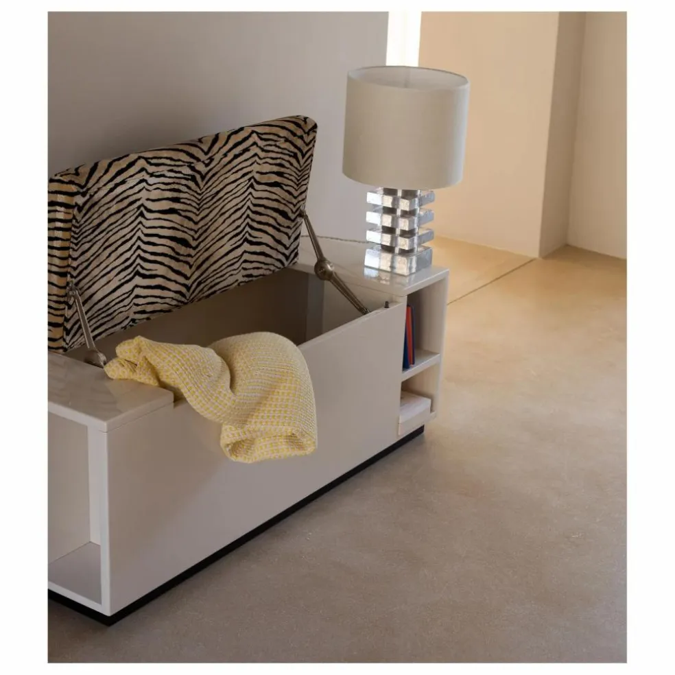 Banc coffre Cameleon en bois laqué et velours tigre | Crème
