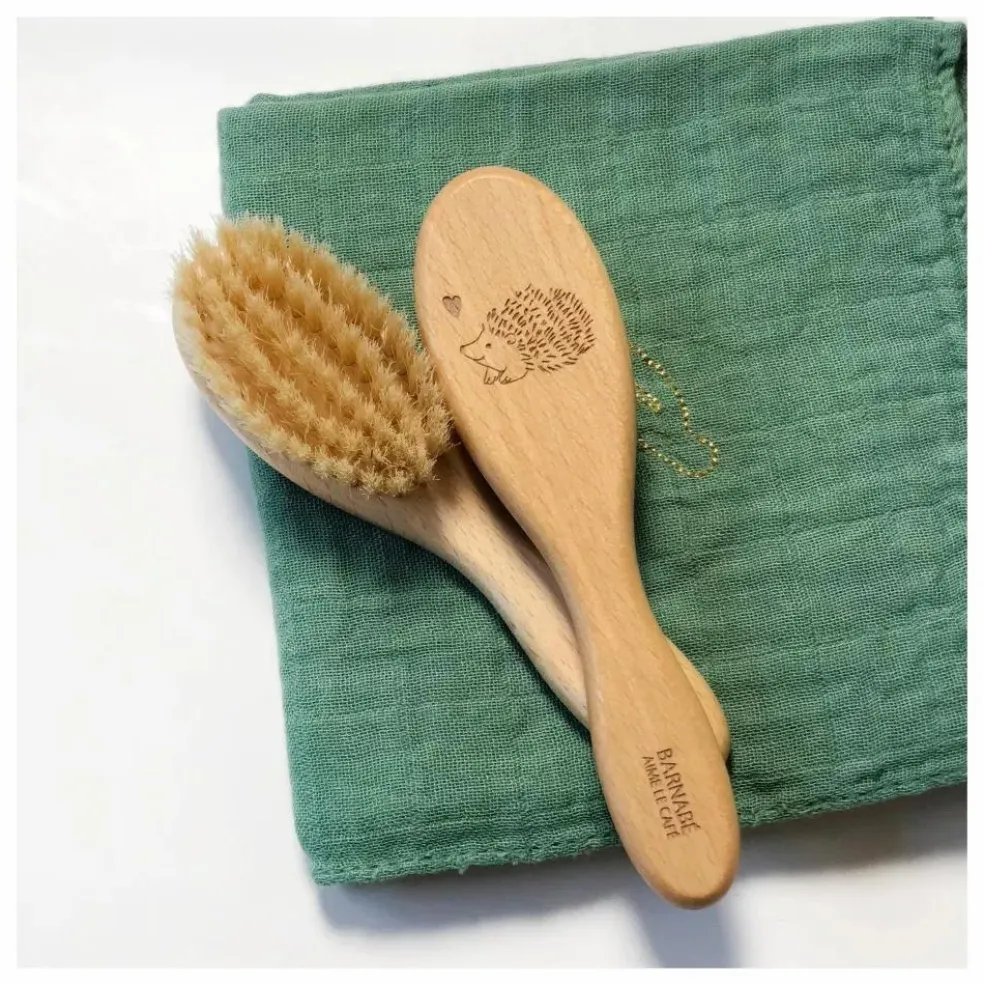 Brosse à cheveux hérisson en hêtre et poils de soie