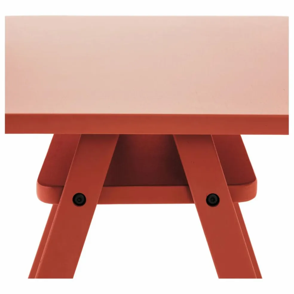 Bureau Growing Green | Rouge
