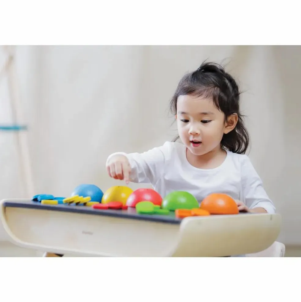 Bureau pour enfant - Plateau noir en planwood