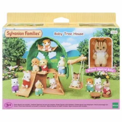 Cabane des bébés et bébé écureuil