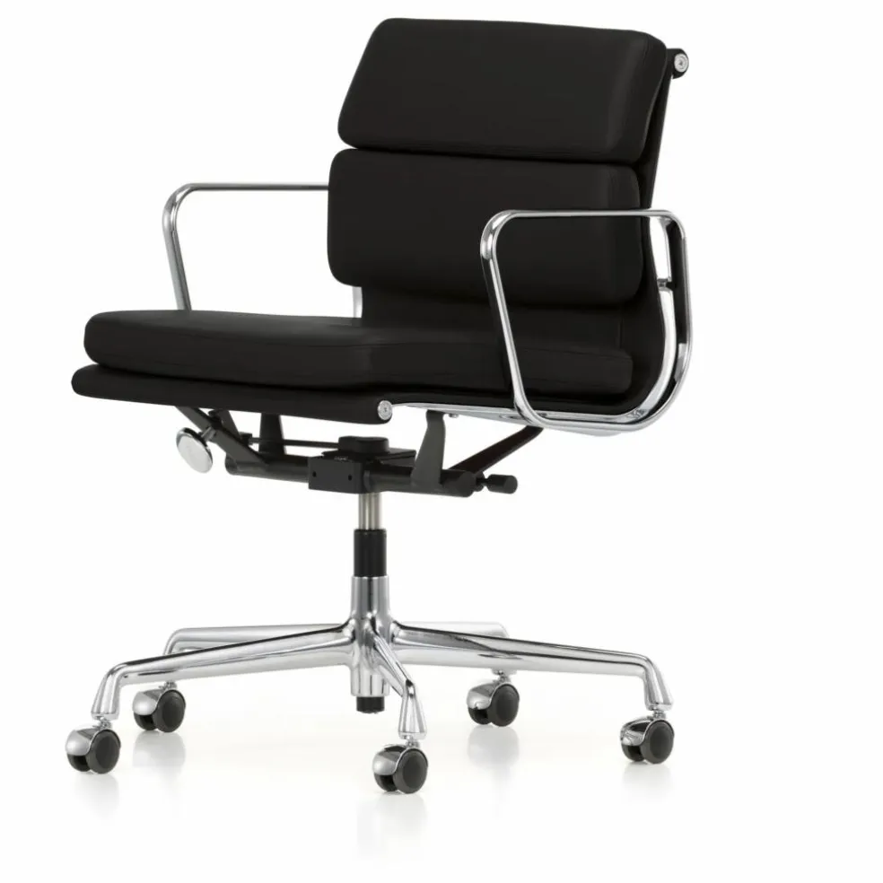 Chaise de bureau Soft Pad chair EA 217 en cuir | Noir
