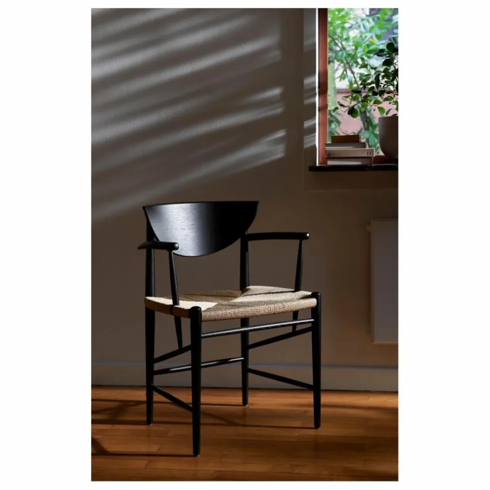 Chaise Drawn HM4 en bois avec accoudoirs | Chêne noir
