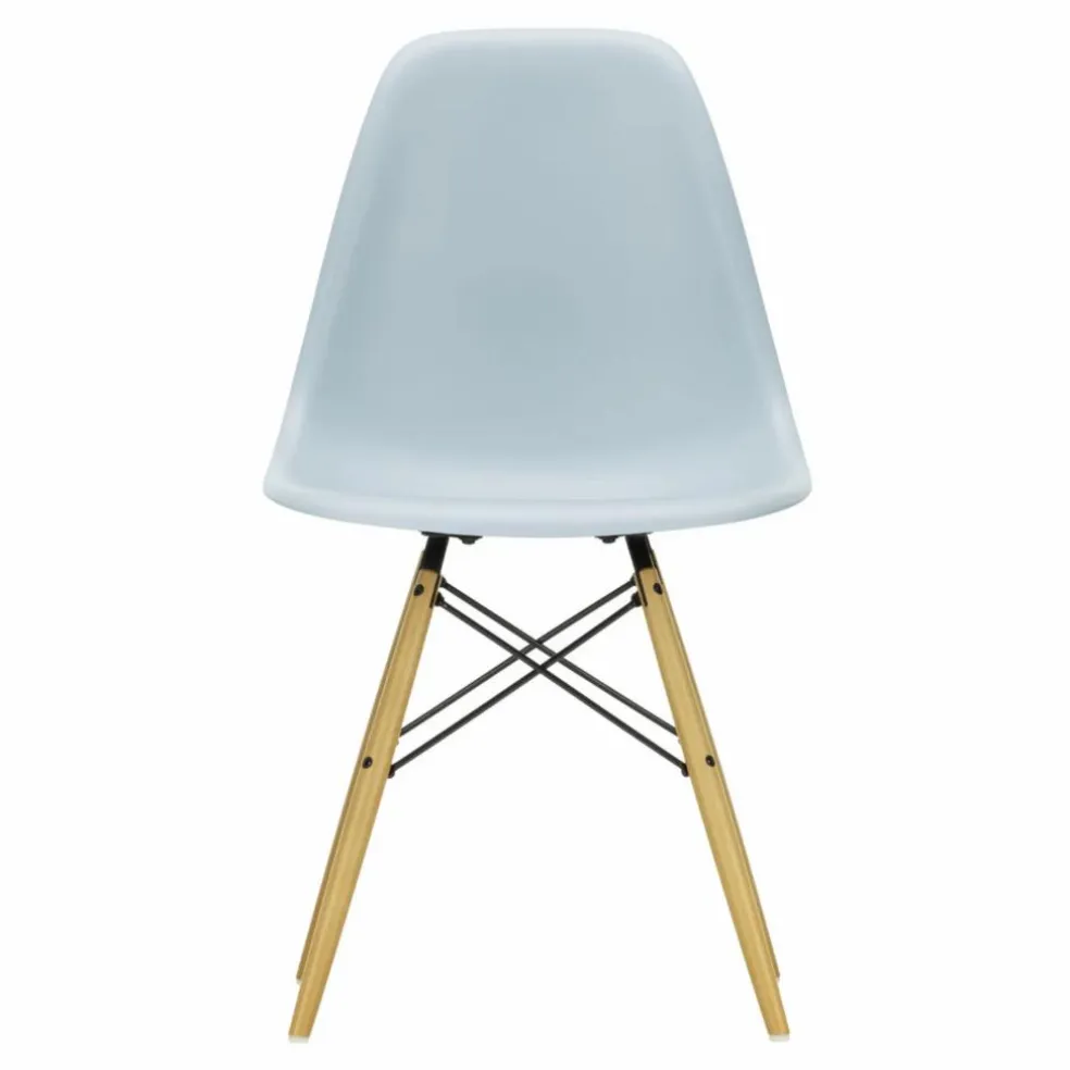 Chaise DSW plastic - piètement érable - Charles & Ray Eames | Gris bleuté