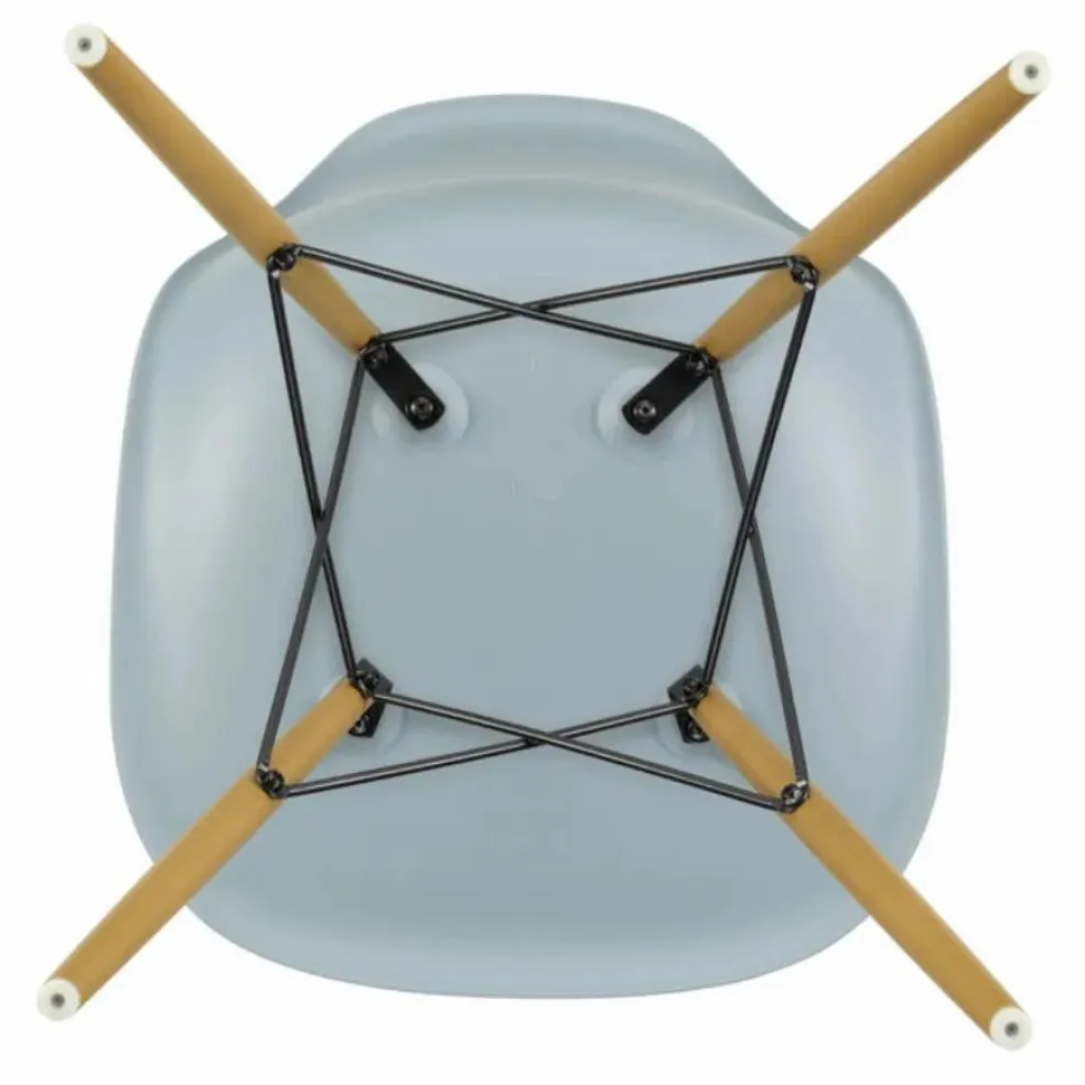 Chaise DSW plastic - piètement érable - Charles & Ray Eames | Gris bleuté