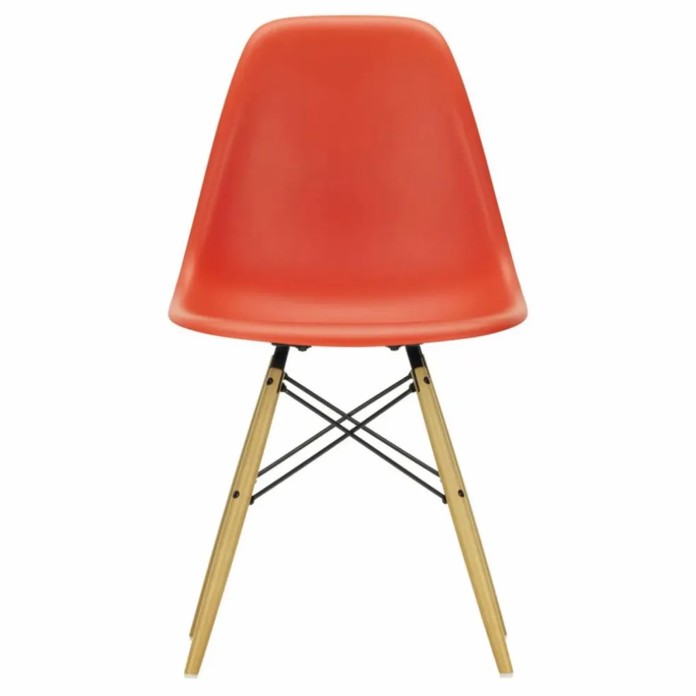 Chaise DSW plastic - piètement érable - Charles & Ray Eames | Rouge coquelicot