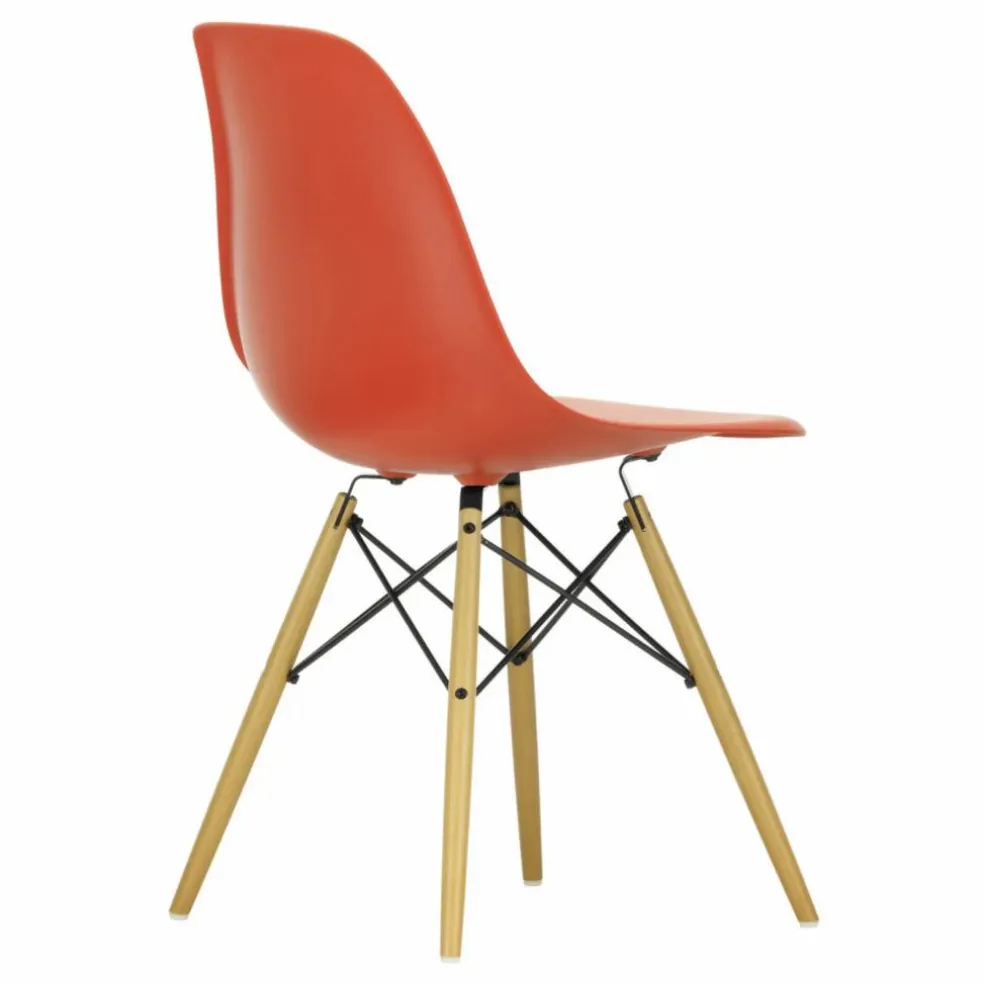 Chaise DSW plastic - piètement érable - Charles & Ray Eames | Rouge coquelicot