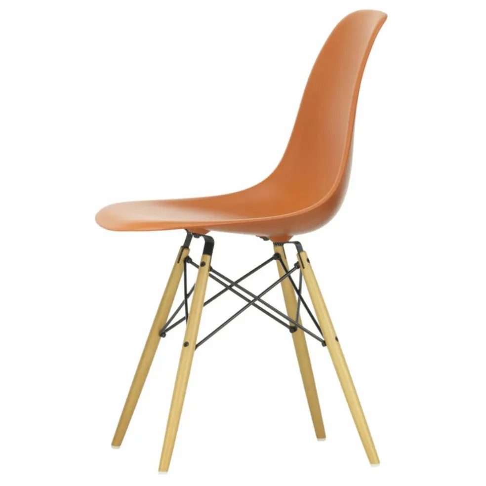 Chaise DSW plastic - piètement érable - Charles & Ray Eames | Orange Rouille