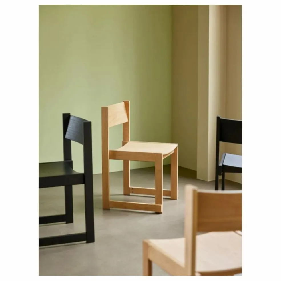 Chaise en chêne Forma