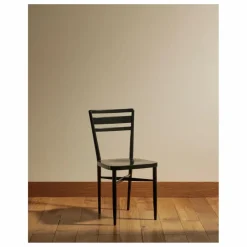 Chaise en frêne laqué Astra | Noir