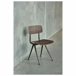 Chaise Result en chêne fumé - Réedition Friso Kramer & Wim Rietveld | Noir
