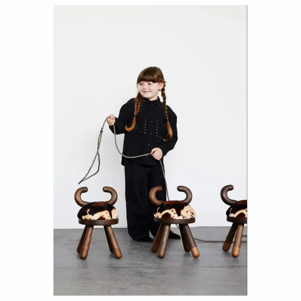 Chaise vachette en chêne et noyer par Takeshi Sawada | Bois foncé