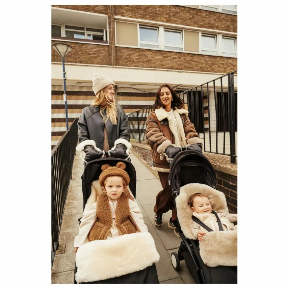 Chancelière universelle harnais fixe en peau d'agneau | Milk