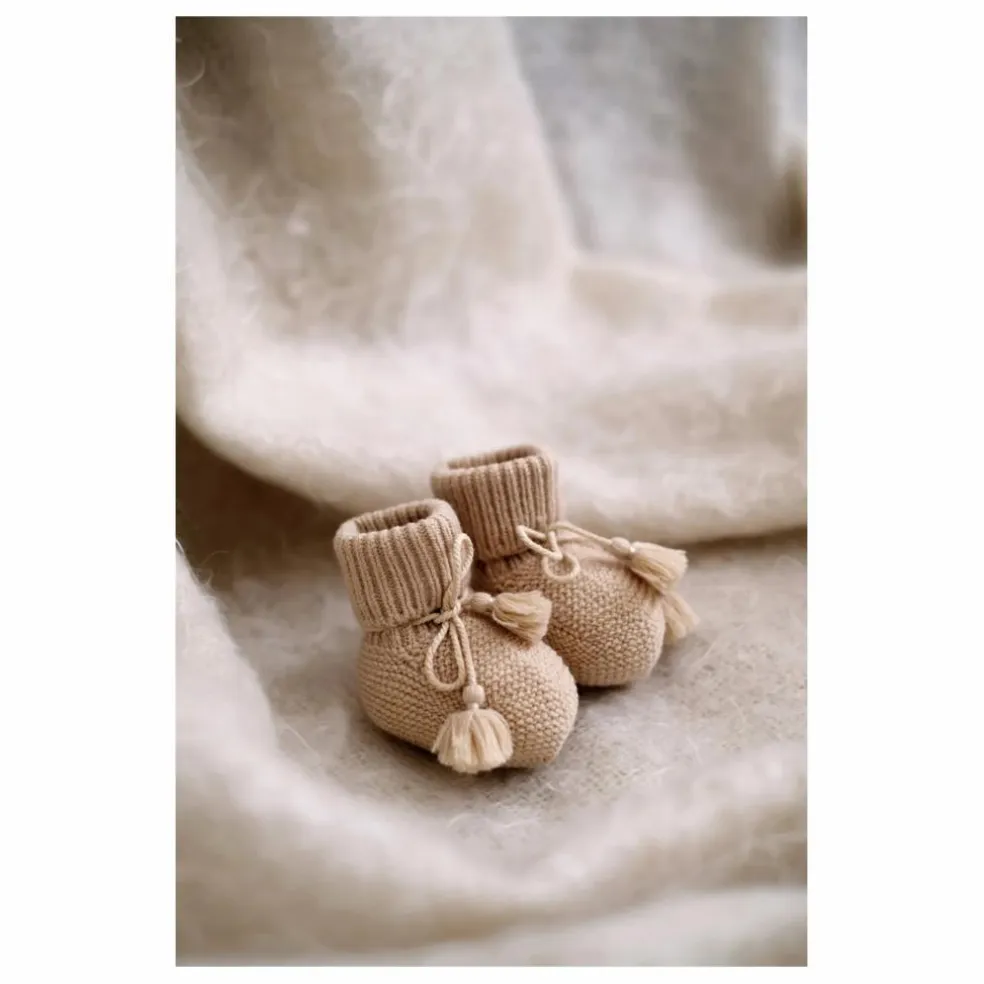 Chaussons en tricot et pochon brodé | Beige