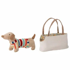 Chien Hilena et son panier