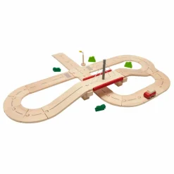 Circuit automobile et ses accessoires en bois