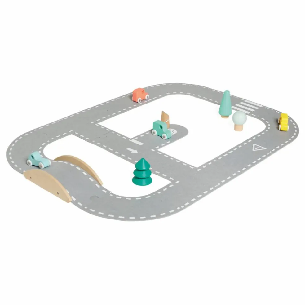Circuit de voitures en feutrine