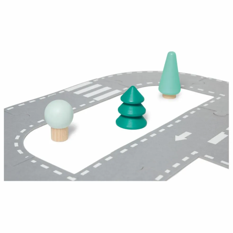 Circuit de voitures en feutrine