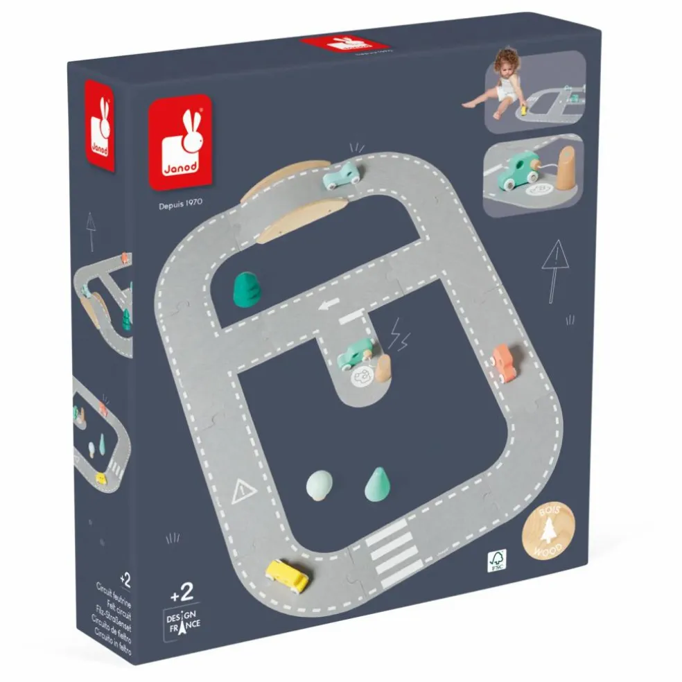 Circuit de voitures en feutrine