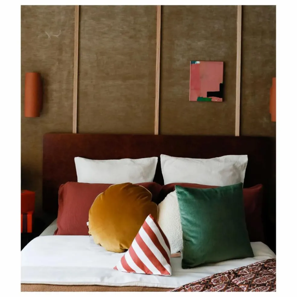 Coussin berlingot Divino à rayures en jacquard | Brique