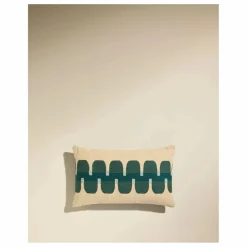 Coussin brodé Cadence | Bleu Sarah