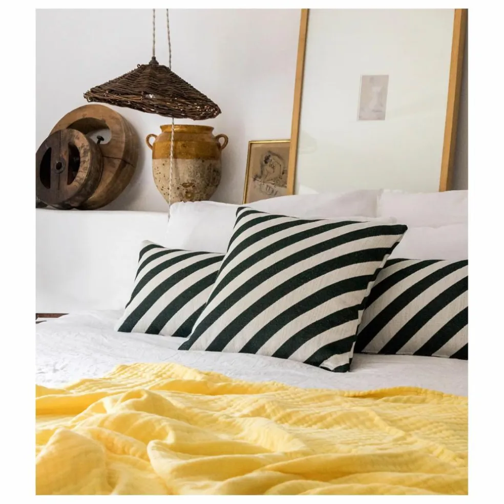 Coussin carré Carino en jacquard à rayures | Vert foncé