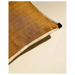 Coussin en soie Séquence | Fauve