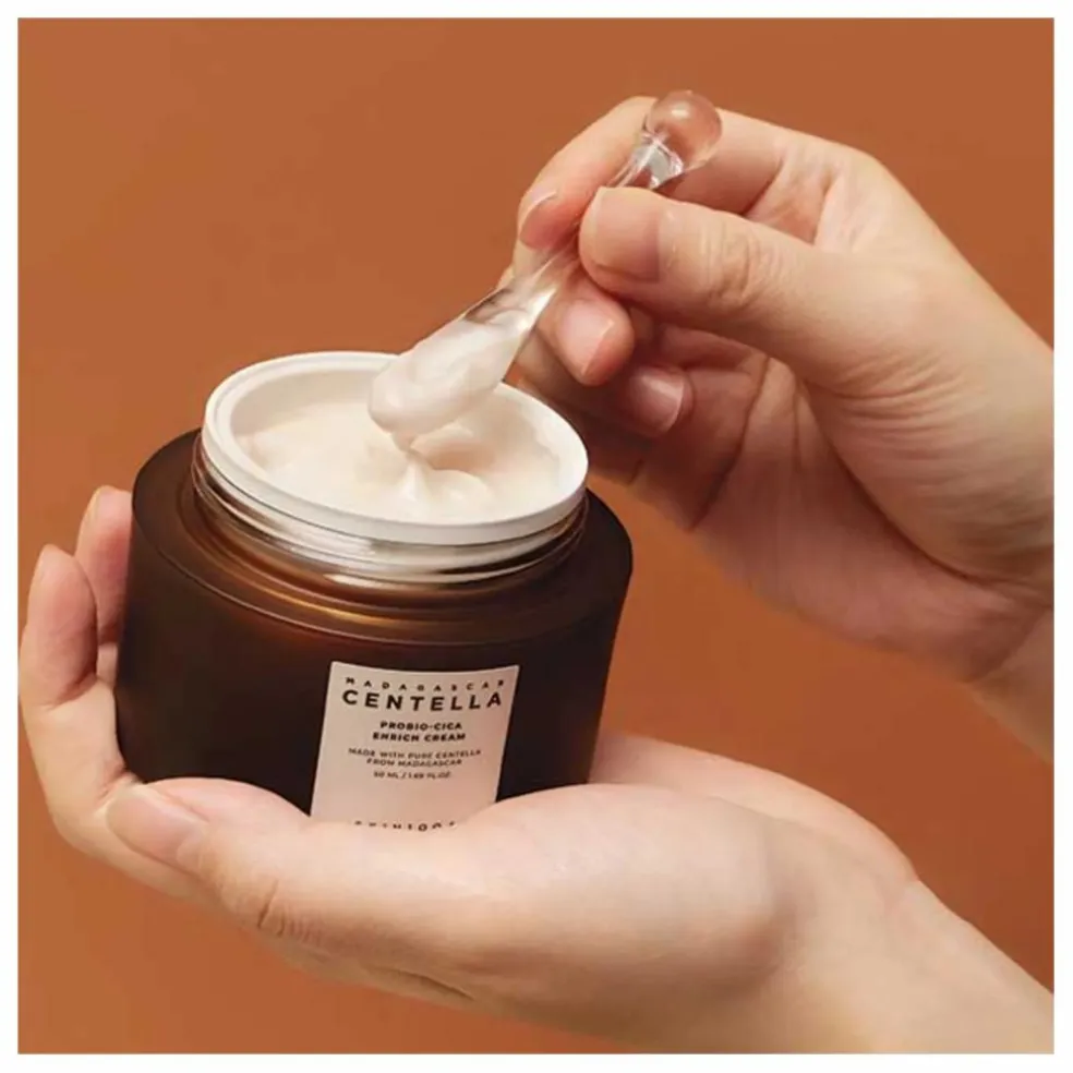 Crème hydratante riche à la centella asiatica et aux probiotiques - 50ml