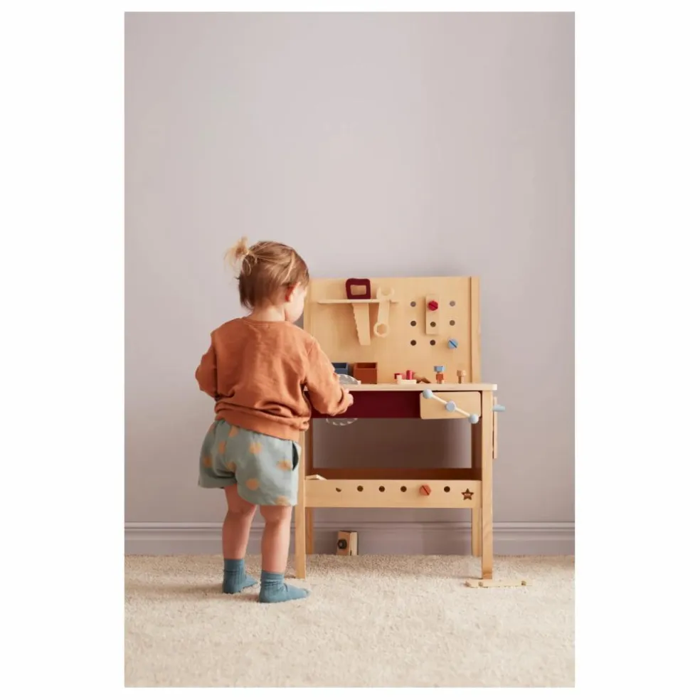 Etabli de bricolage en bois et ses accessoires