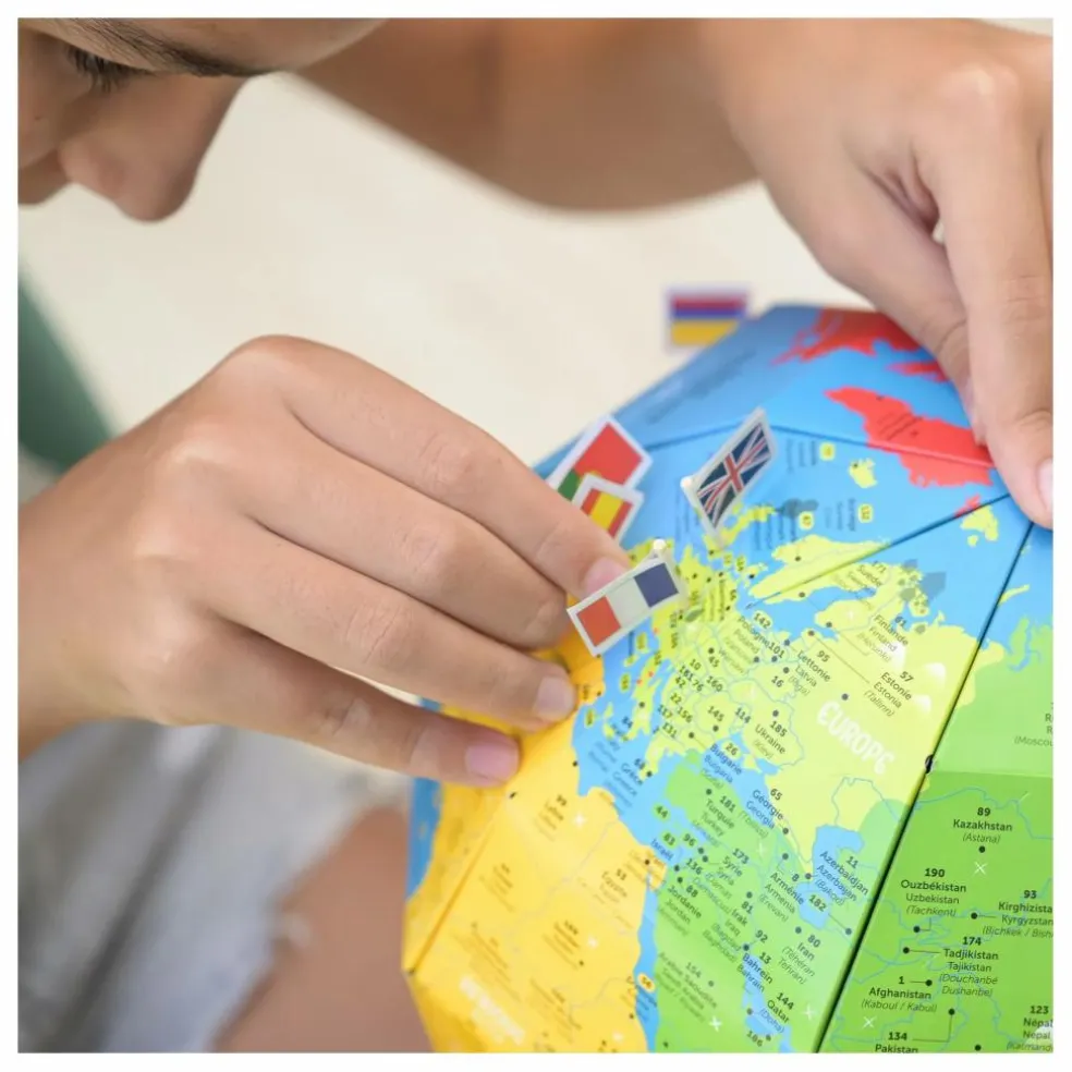 Globe à construire Drapeaux