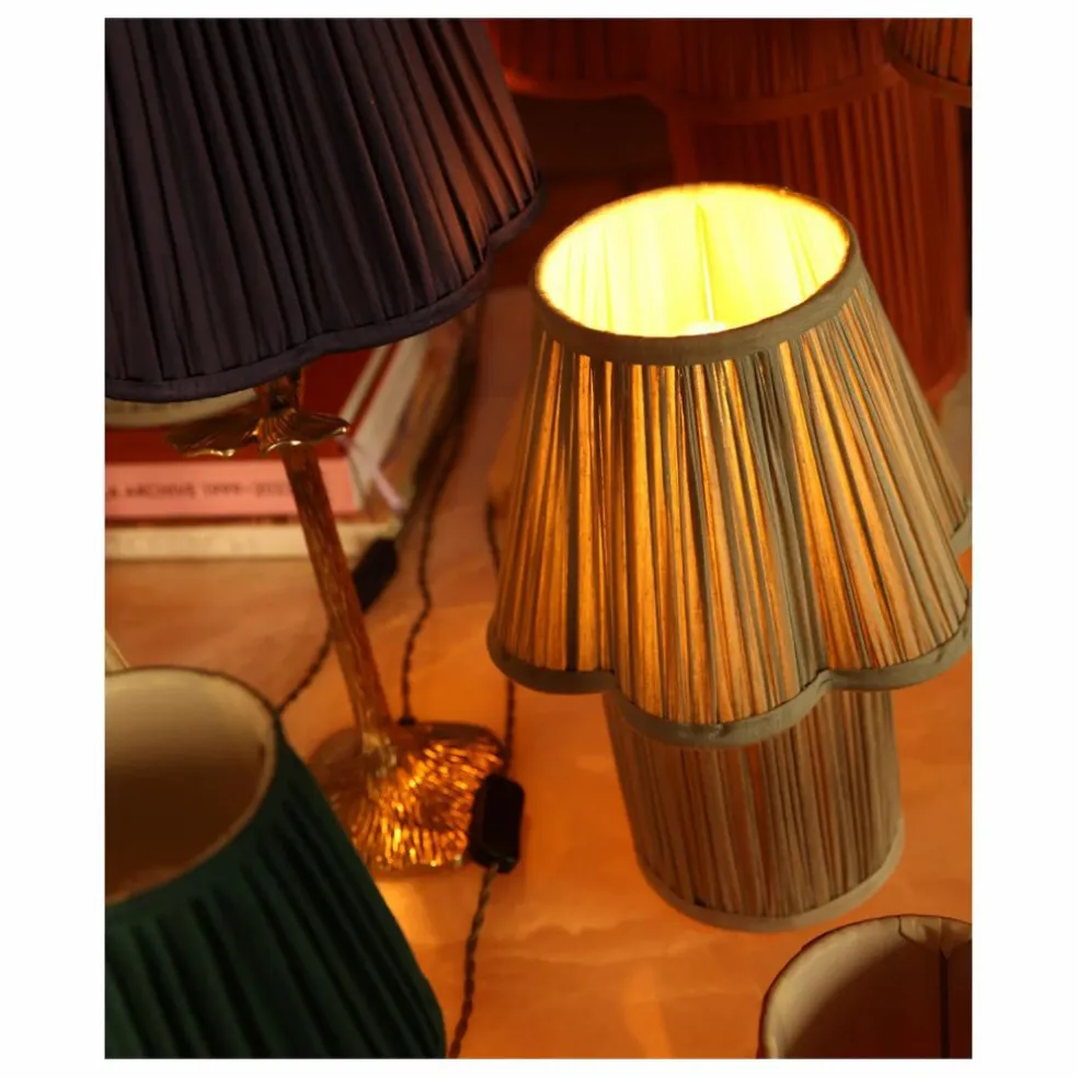 Lampe à poser en soie Myra | Sauge