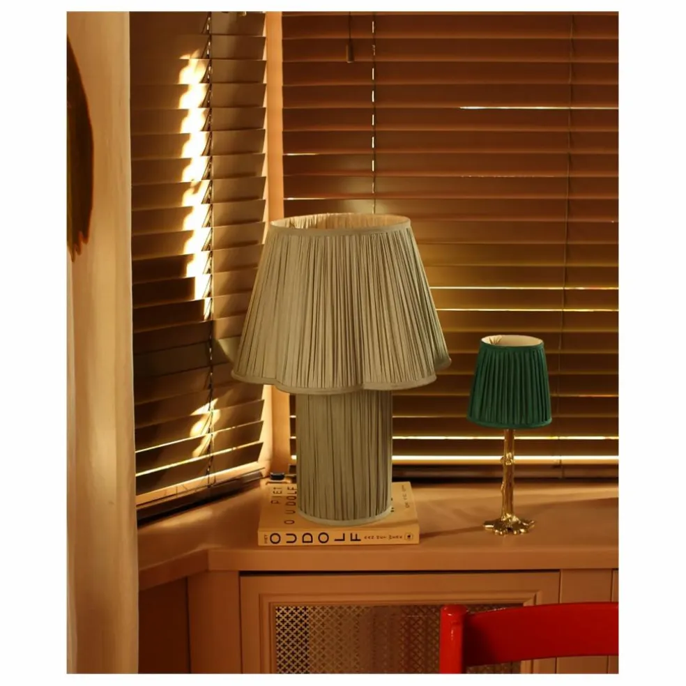 Lampe à poser en soie Myra | Sauge