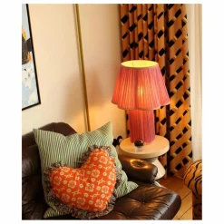Lampe à poser en soie Myra | Rose fuschia
