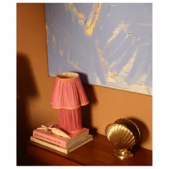 Lampe à poser en soie Myra | Rose fuschia