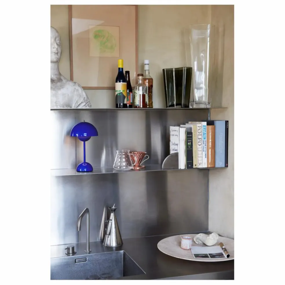 Lampe à poser portative Flowerpot VP9, Verner Panton | Bleu