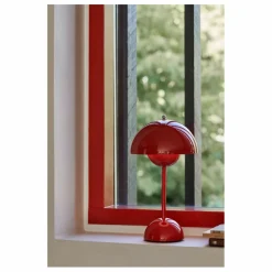 Lampe à poser portative Flowerpot VP9, Verner Panton | Rouge vermillon