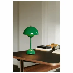 Lampe à poser portative Flowerpot VP9, Verner Panton | Vert