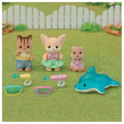 Le trio des bébés à la piscine
