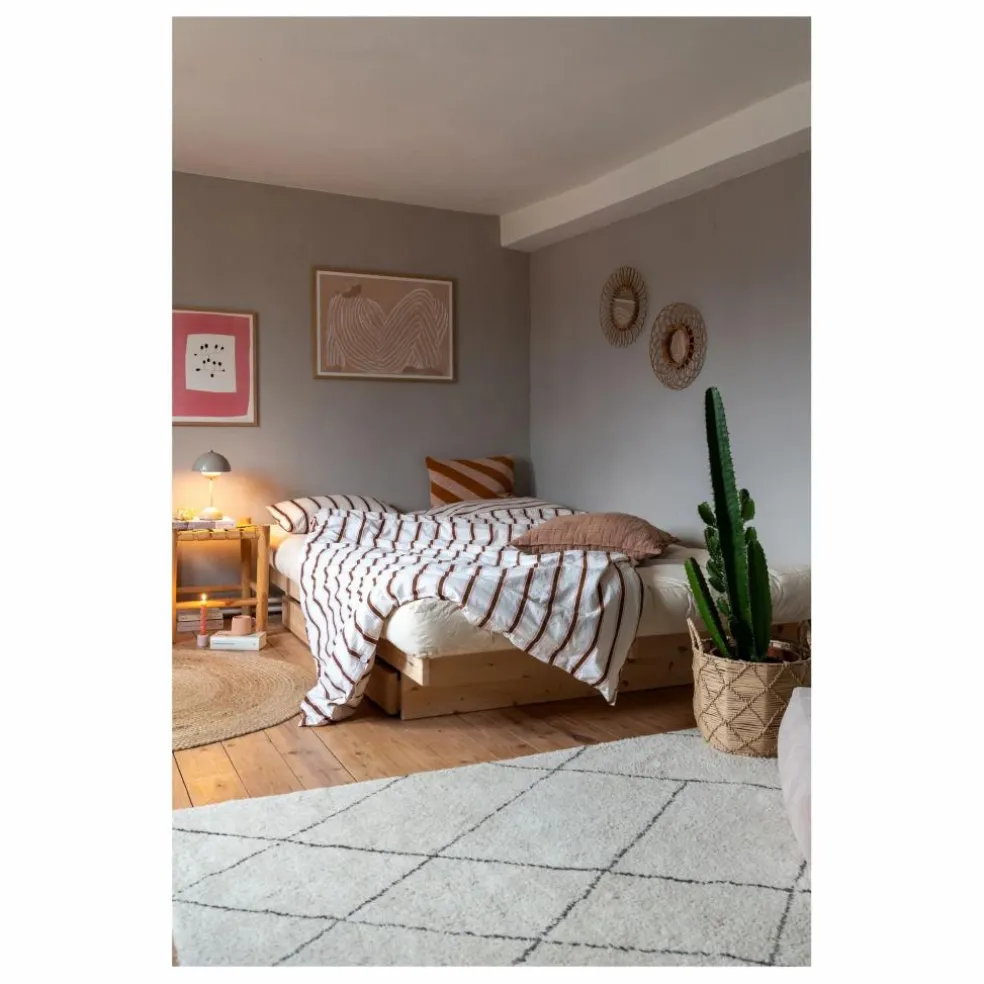 Lit Kanso en bois avec tiroirs