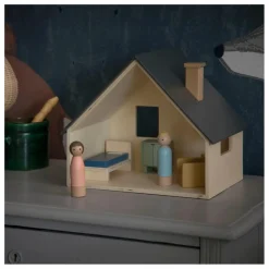Maison de poupées et accessoires en bois