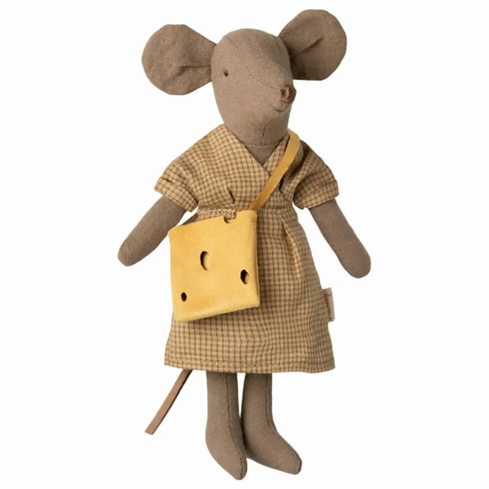 Maman souris et son sac