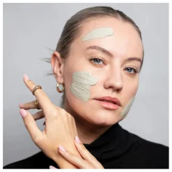 Masque visage éclat à la boue volcanique Halo - 75 ml