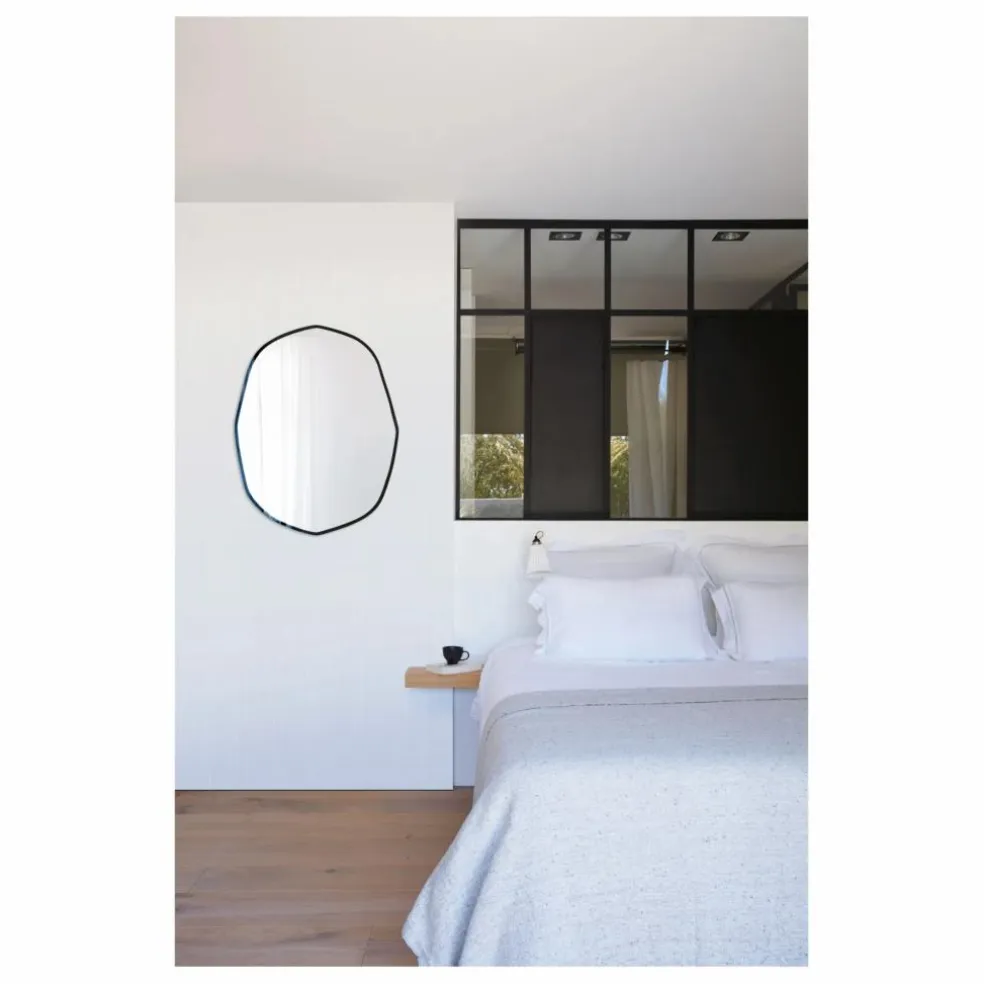Miroir extra plat biseauté contour noir- forme aléatoire 66x85 | Noir