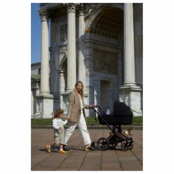Poussette évolutive Priam 2022 châssis rose gold | Noir