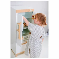 Réfrigérateur et ses accessoires en bois