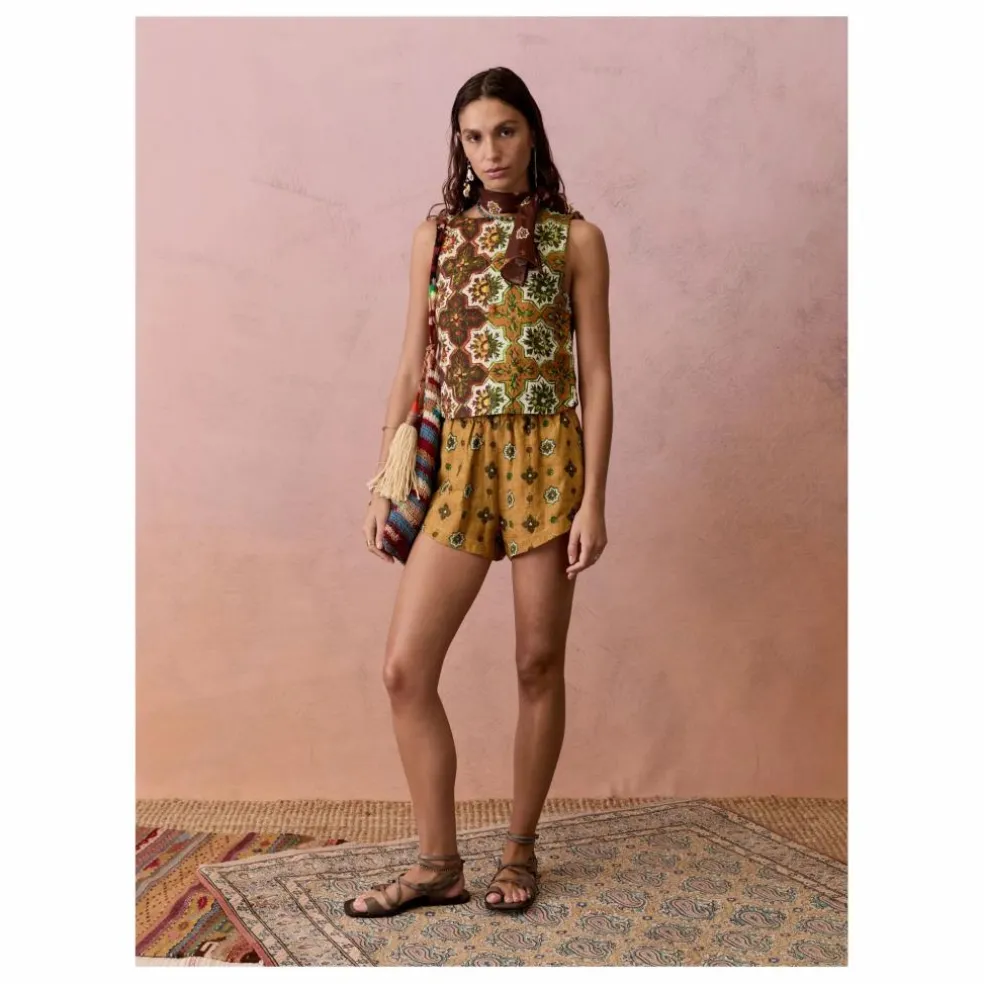 Short Alhambra Lin | Ocre