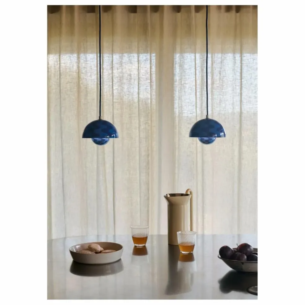 Suspension Flowerpot VP10 Pattern, Verner Panton | Cobalt