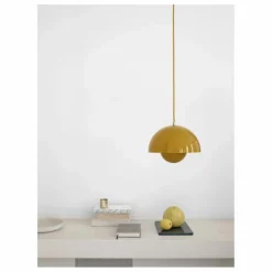 Suspension Flowerpot VP1, Verner Panton, 1968 | Jaune moutarde