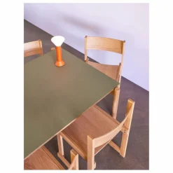 Table à manger en chêne Oblique | Olive