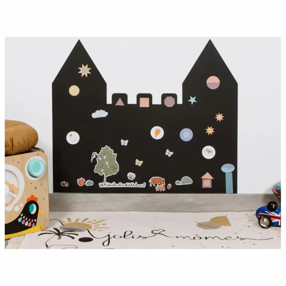 Tableau magnétique Château et son jeu de 21 formes géométriques
